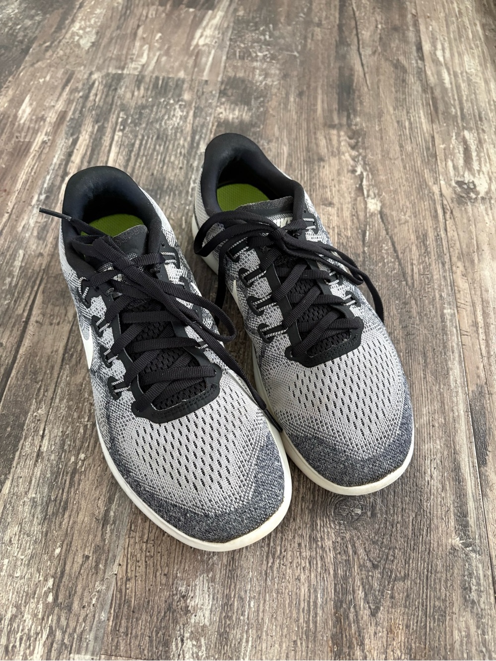 Nike Women's Gray and Black Knit Running Shoes